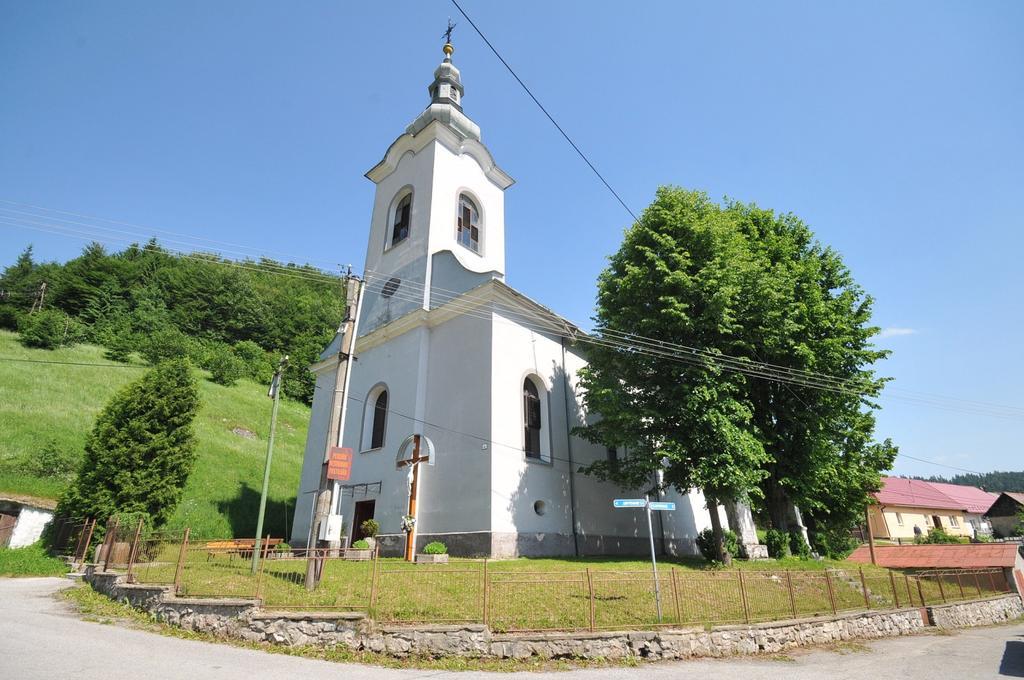 Penzion Pastierna Dedinky Bagian luar foto